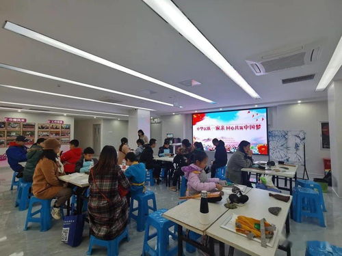 體驗(yàn)傳統(tǒng)工藝 傳承中華文化——市婦聯(lián)2020年親子文創(chuàng)研學(xué)活動(dòng)紀(jì)實(shí)