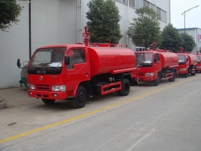 東風(fēng)5噸灑水車性能詳解與市場(chǎng)價(jià)格狀況——工程機(jī)械欄目真誠(chéng)分享